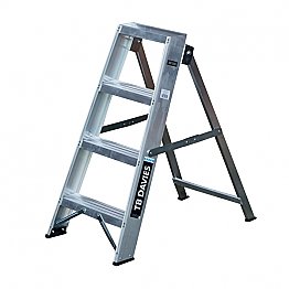 Heavy-Duty Swingback Step Ladder